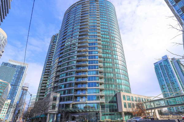 373 Front St W, Toronto