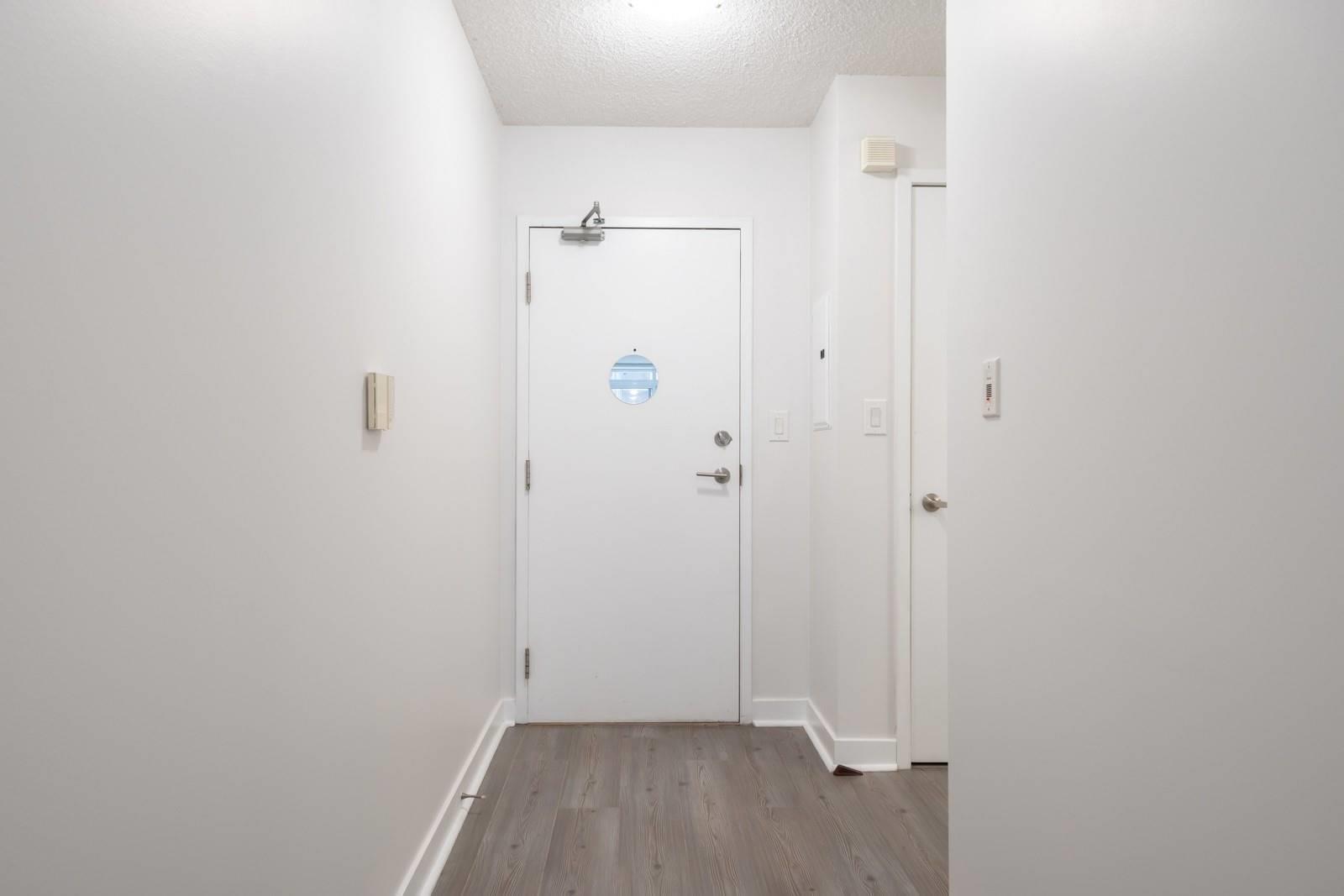 4K Spadina Ave, #317