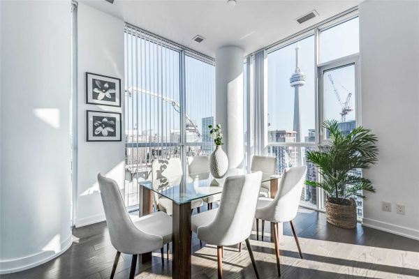 87 Peter St, Toronto