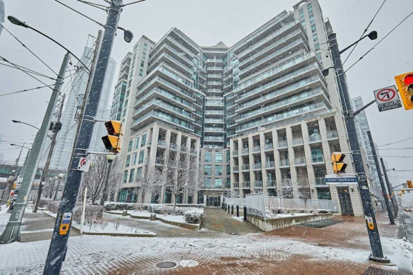 410 Queens Quay W, Toronto