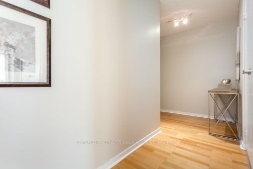 Listing C5967993 - Large Photo # 10