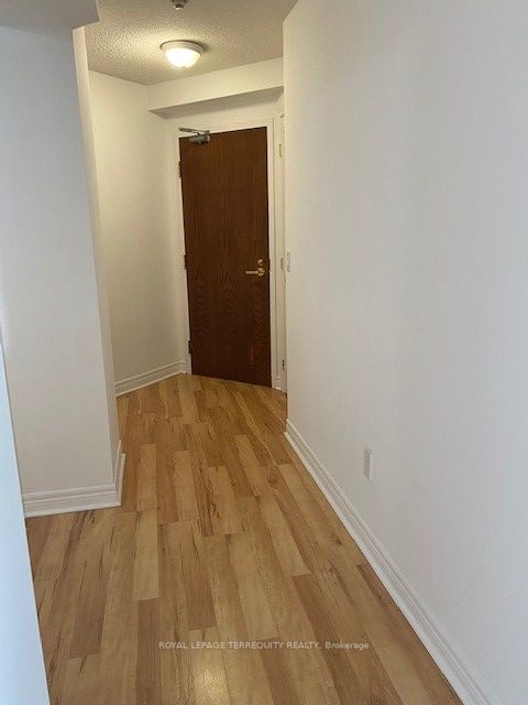 100 Hayden St, #812