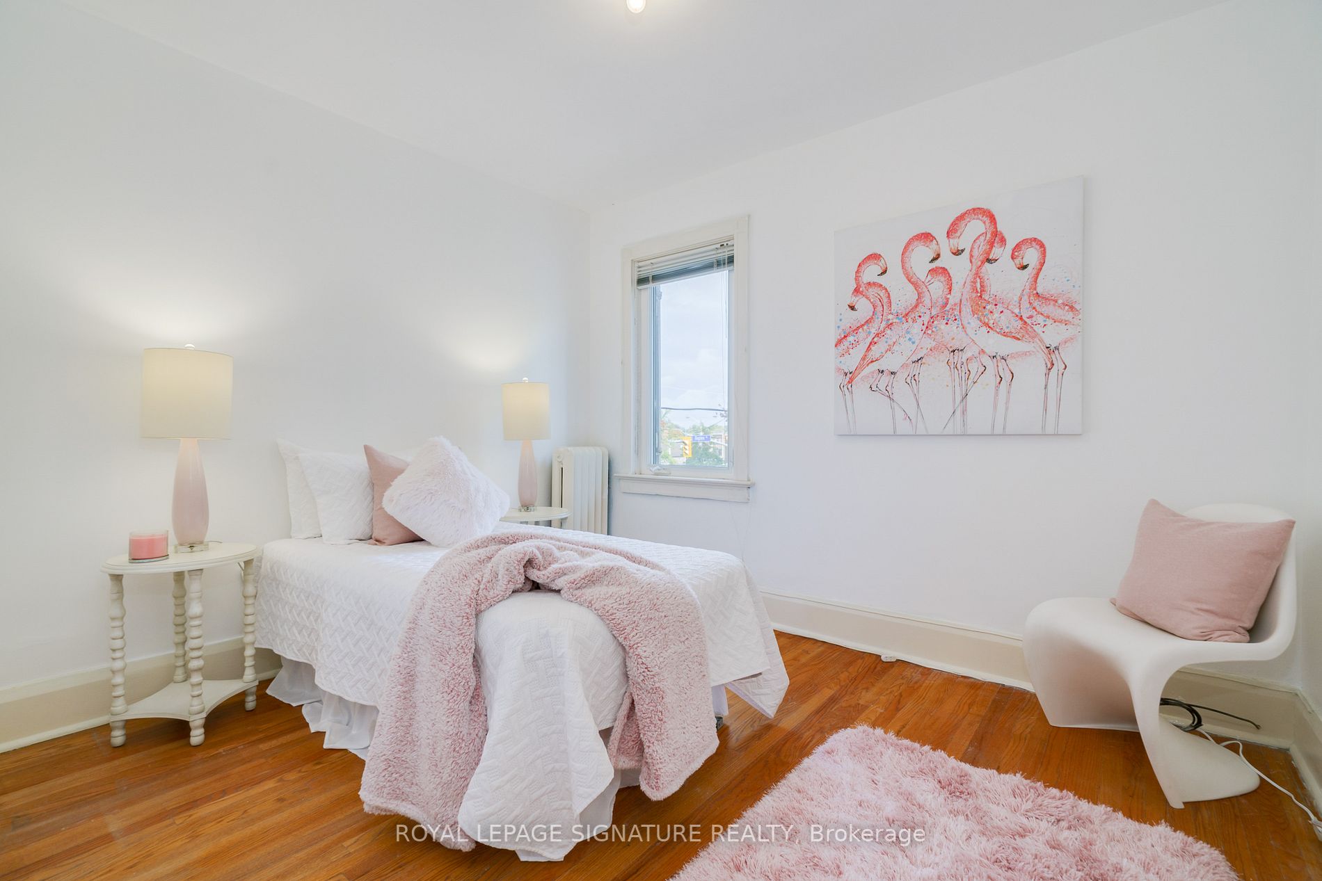 33 Castlefield Avenue