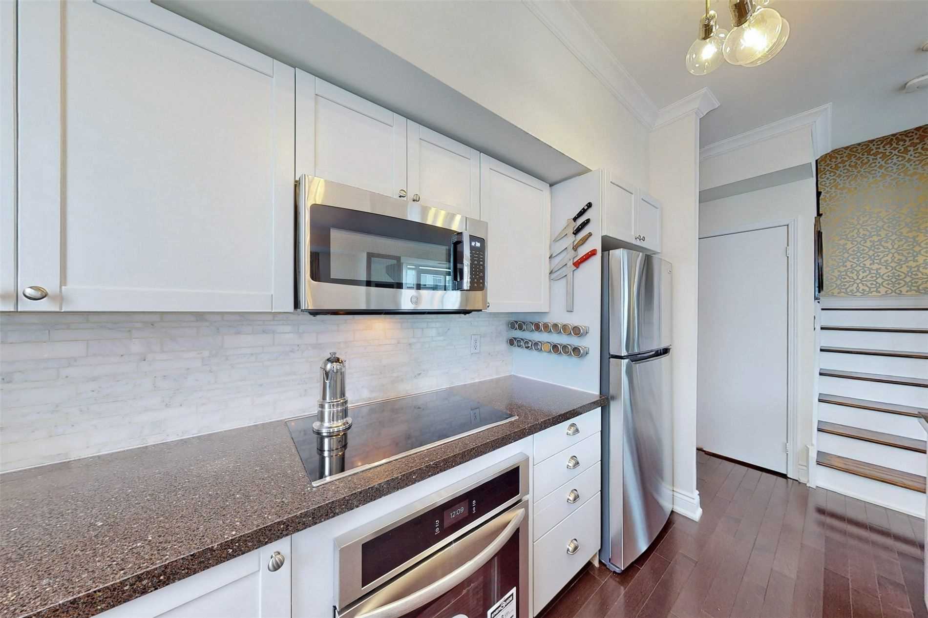 Listing C5968907 - Large Photo # 13