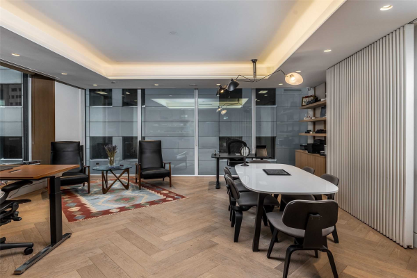 117 Peter St, Toronto