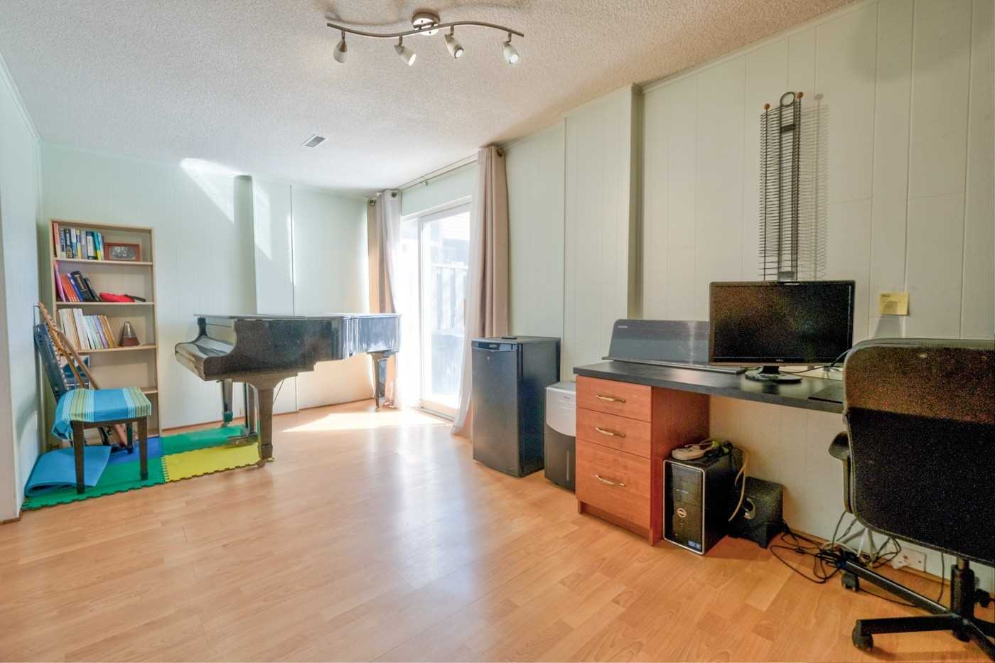 Listing C5969411 - Large Photo # 31