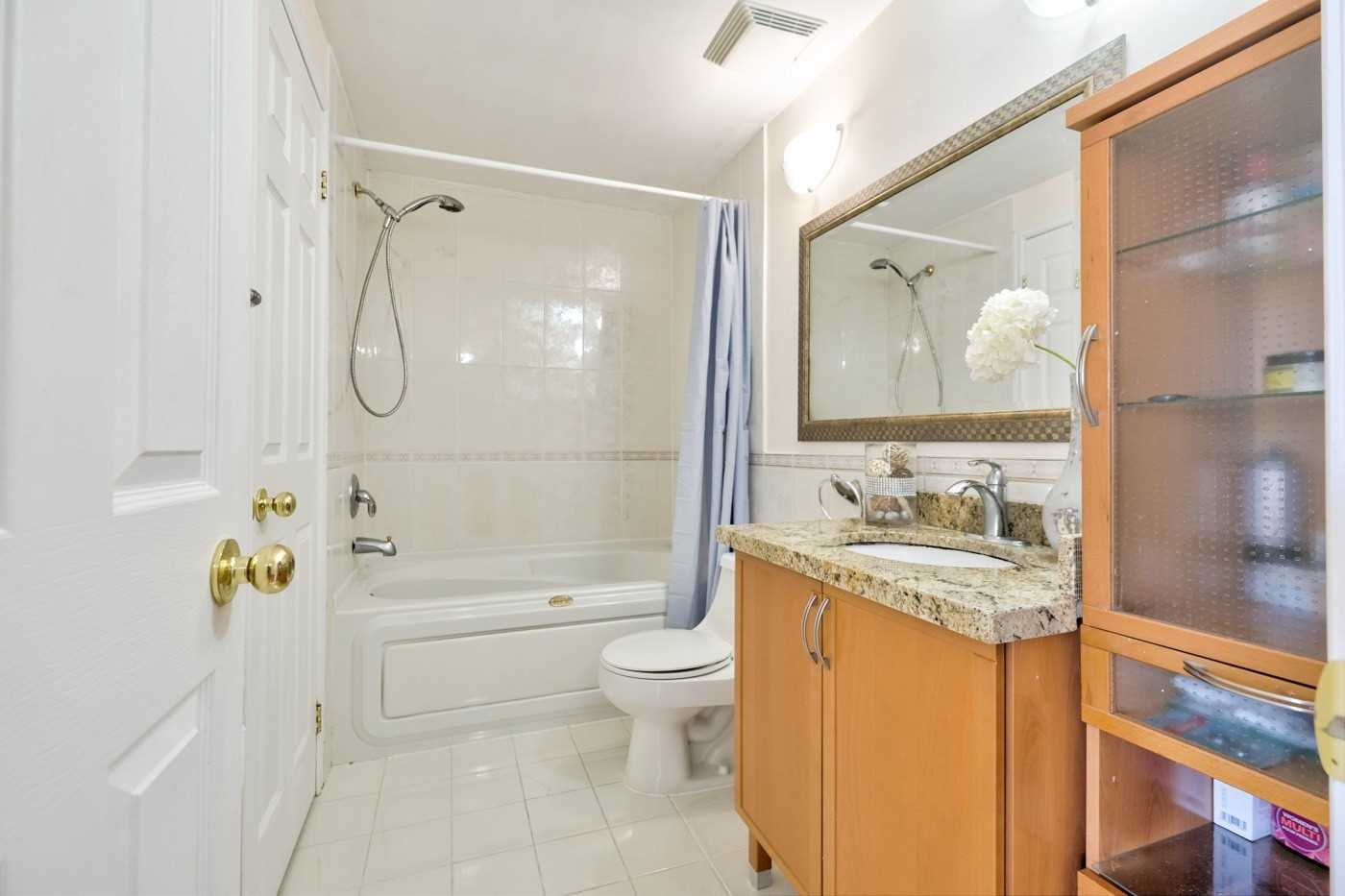 Listing C5969411 - Large Photo # 23