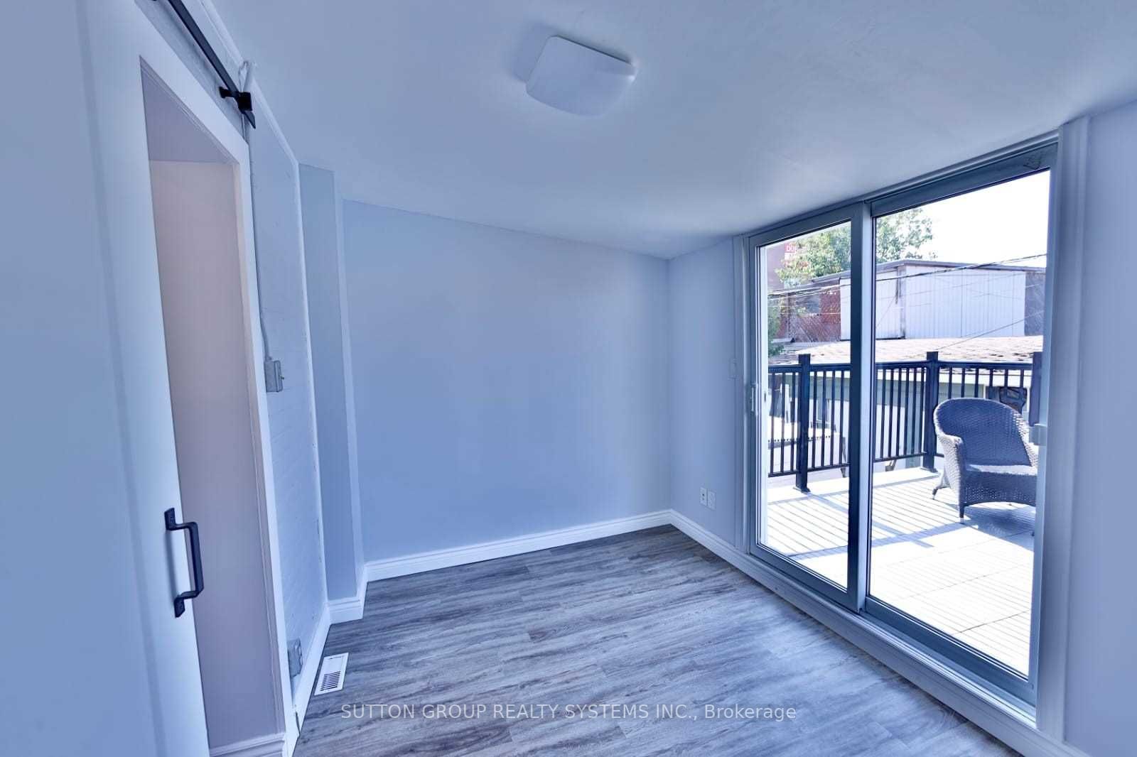 444 Westmount Ave