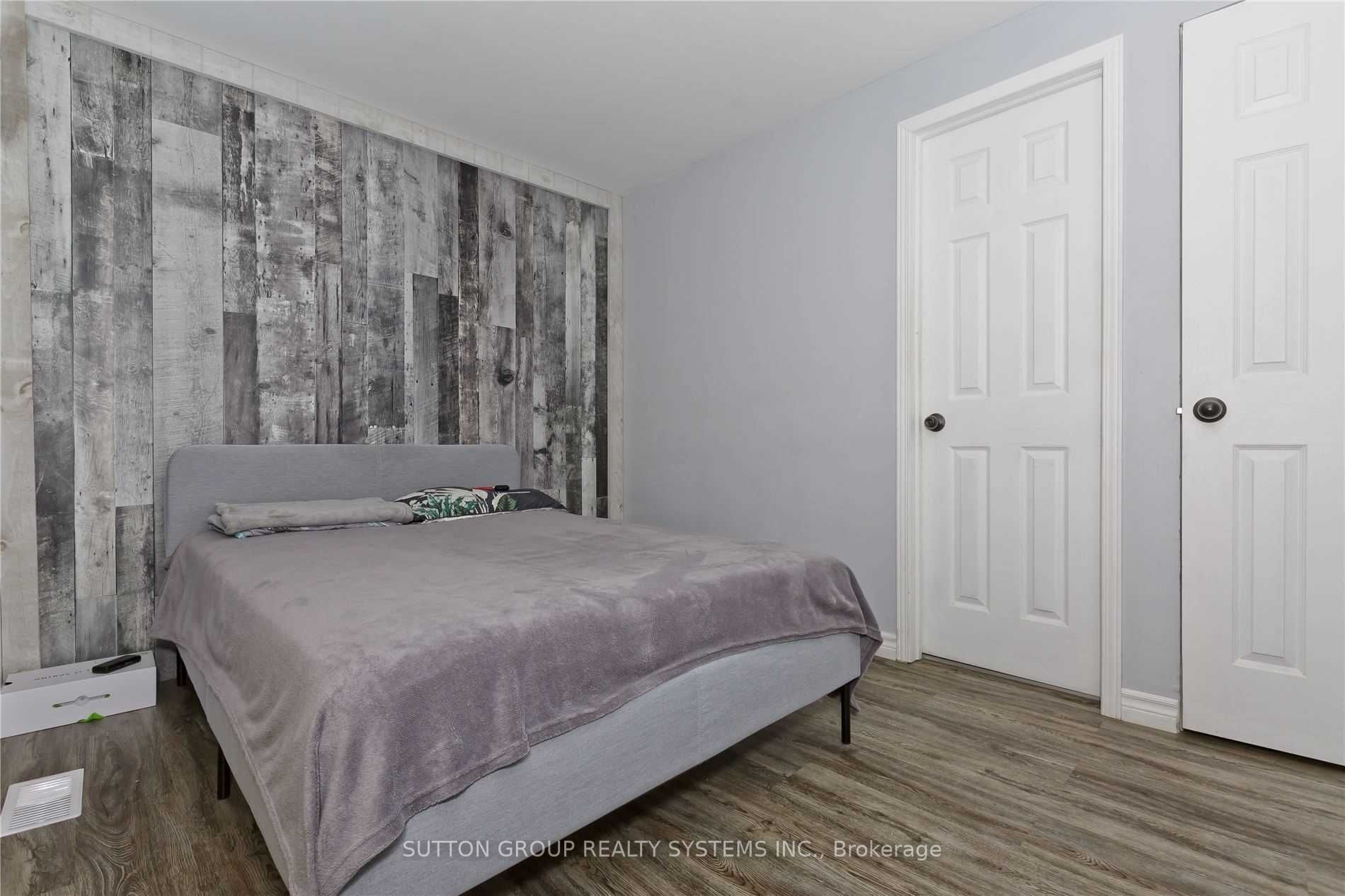 444 Westmount Ave