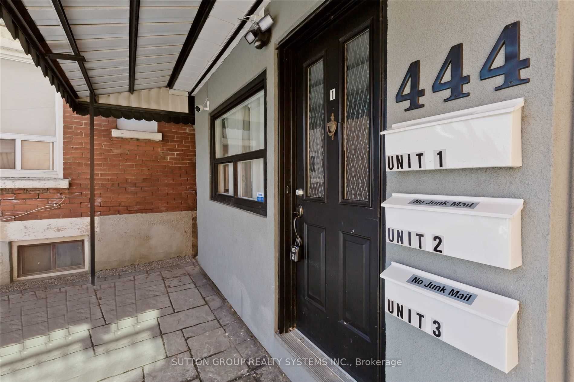 444 Westmount Ave