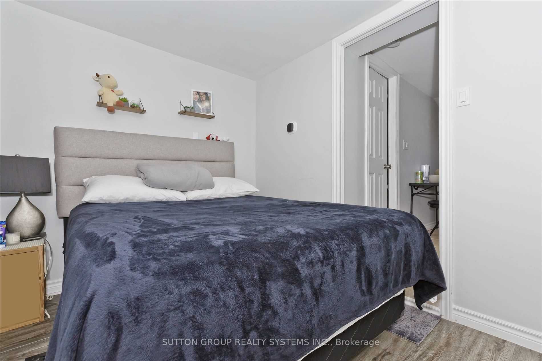 444 Westmount Ave