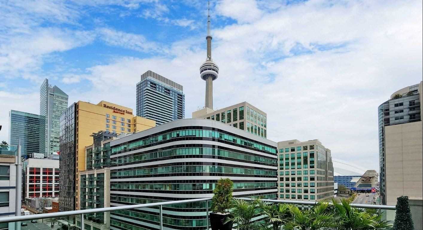 36 Blue Jays Way, #711 712