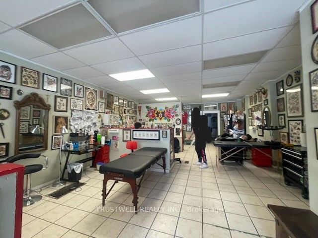 Listing C5969860 - Large Photo # 2