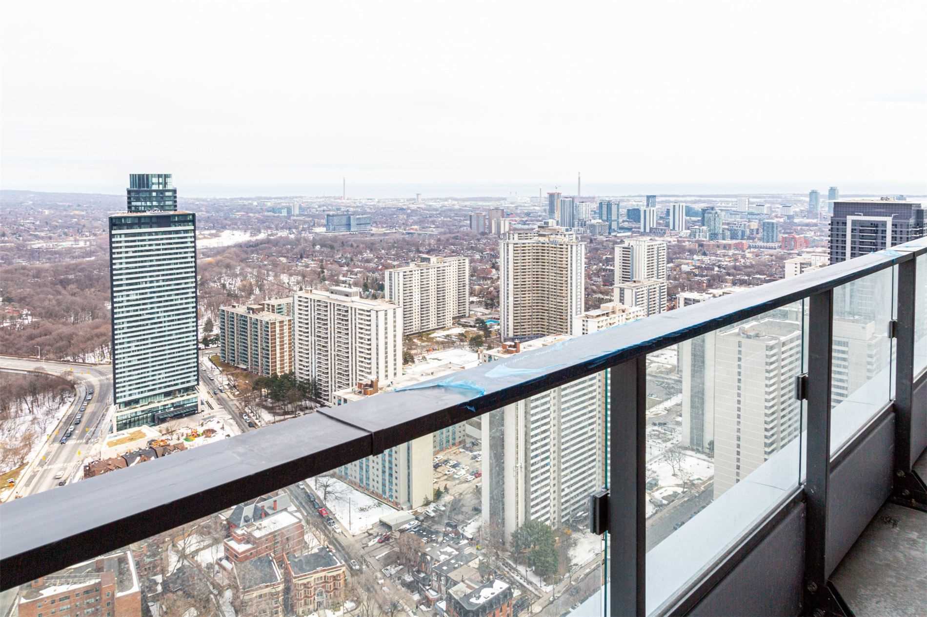 395 Bloor Street E, #4509