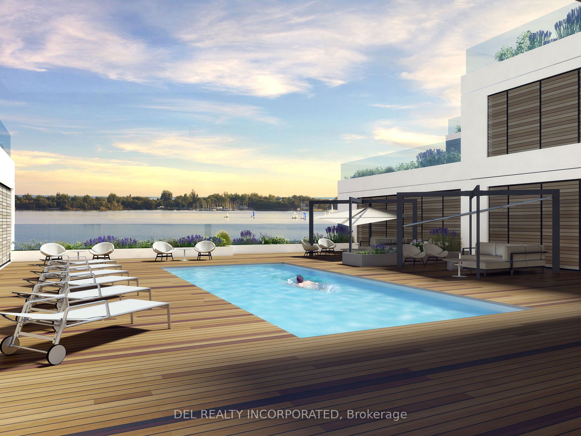 118 Merchants' Wharf, #211