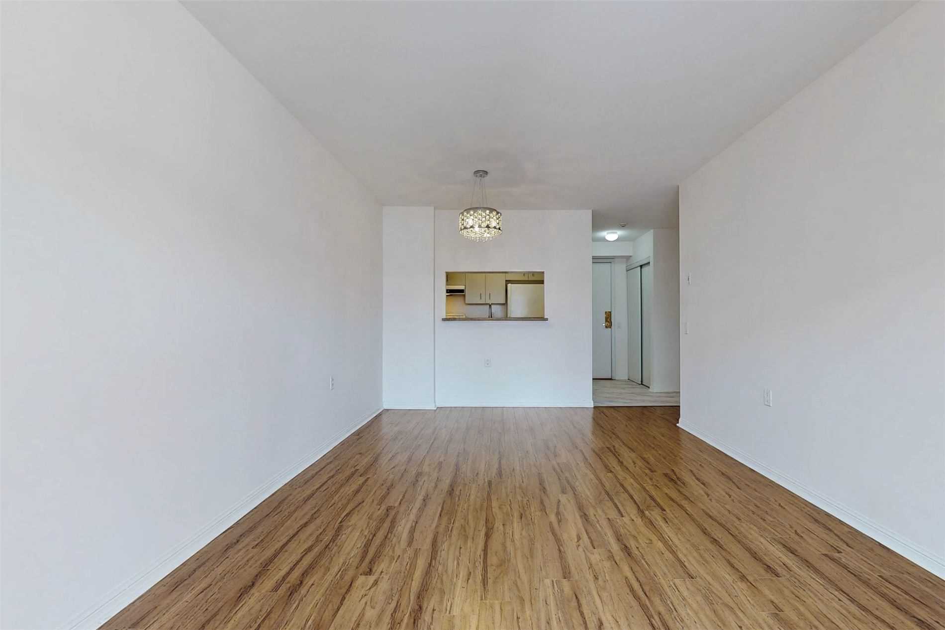 650 Lawrence Ave W, #233