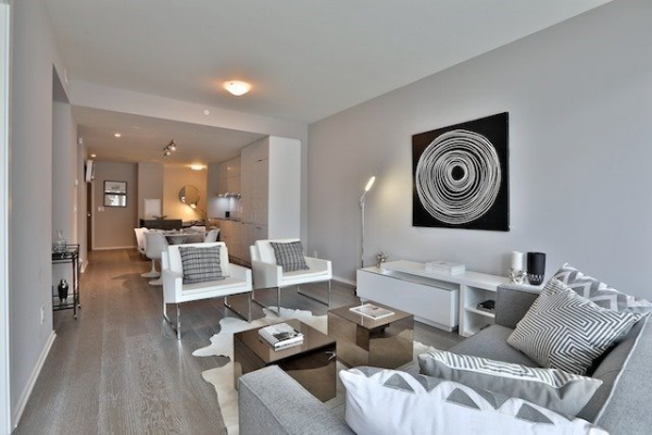 1 Bloor St E, Toronto