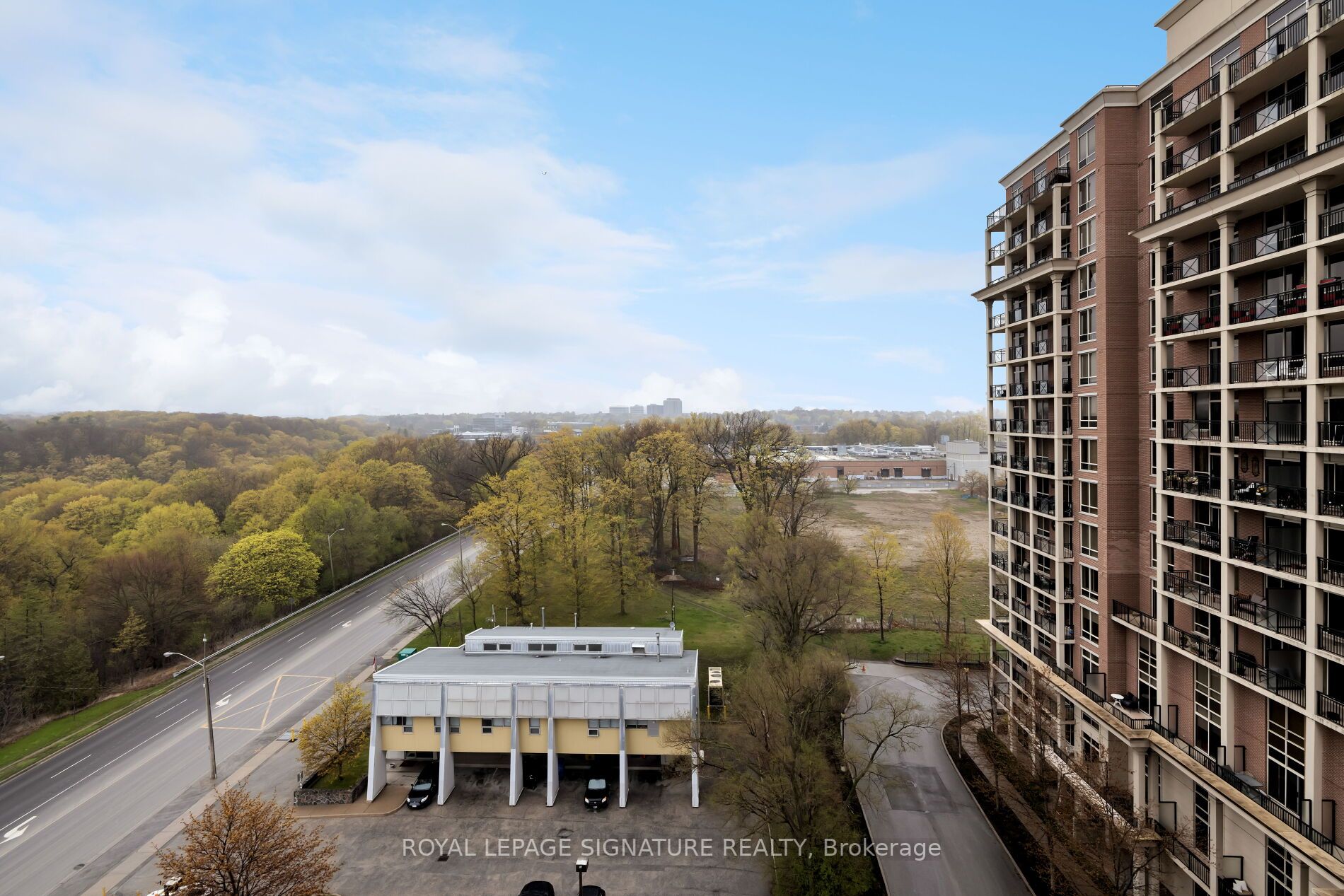 1101 Leslie St, #1006