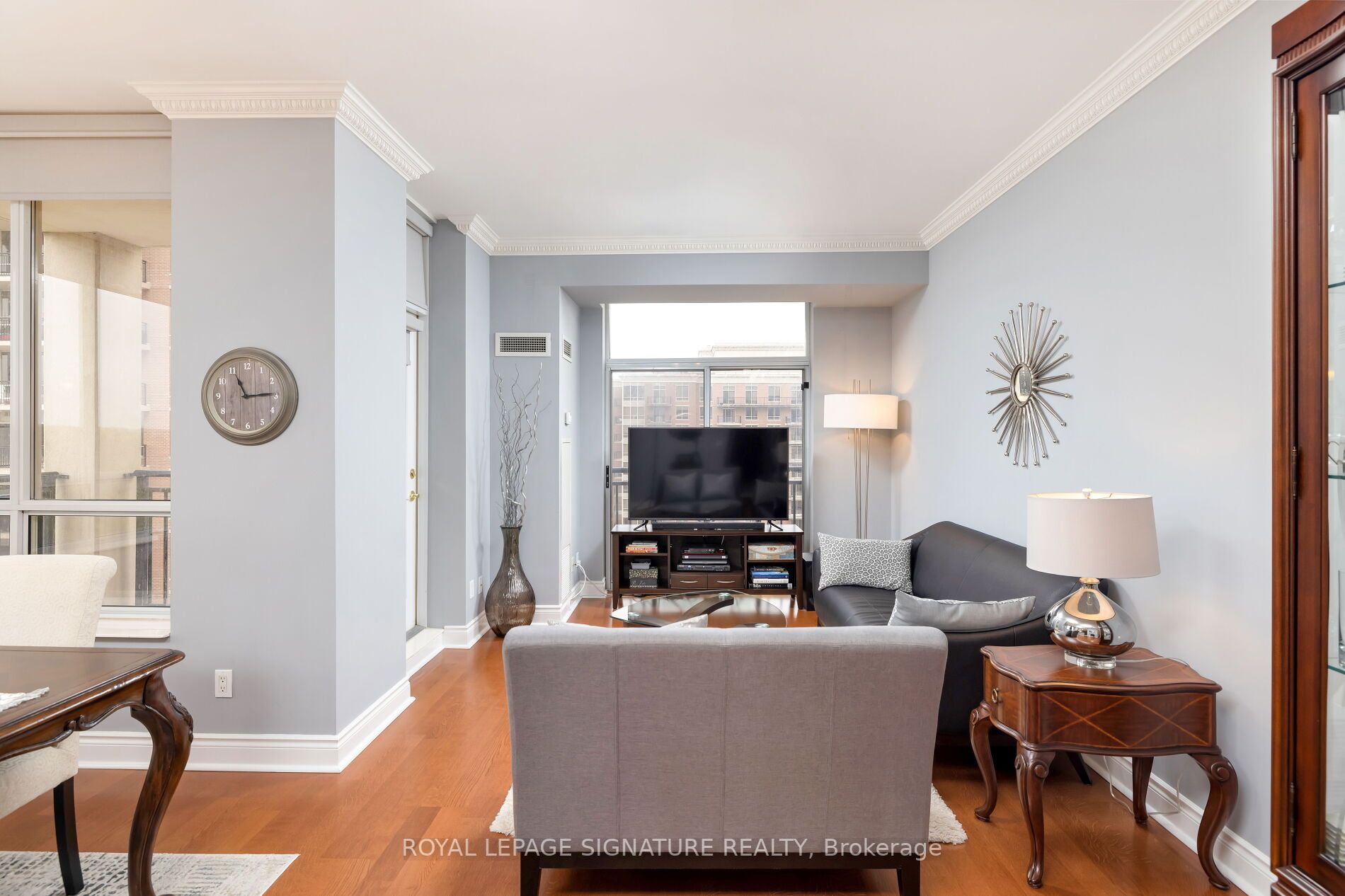 1101 Leslie St, #1006