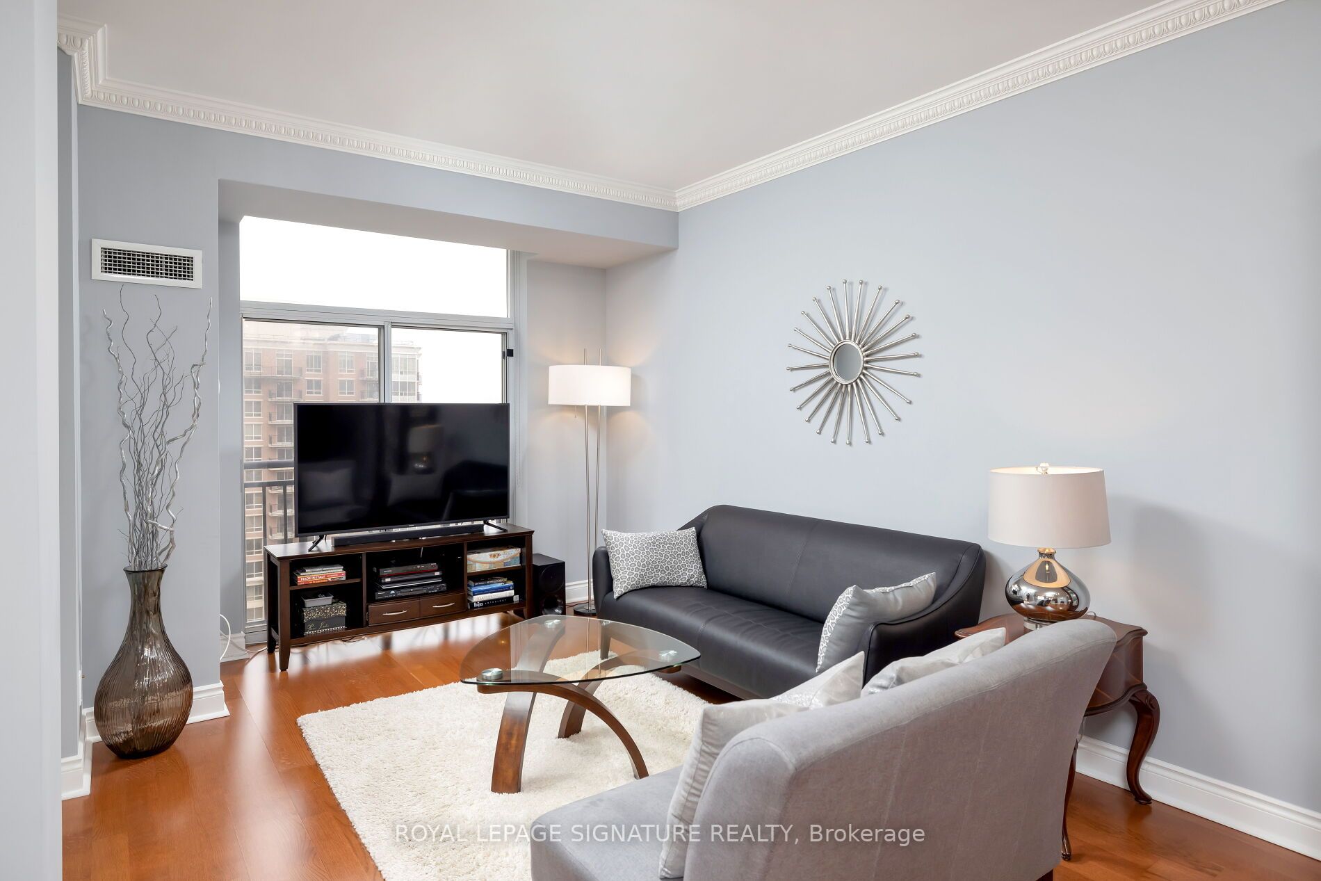 1101 Leslie St, #1006