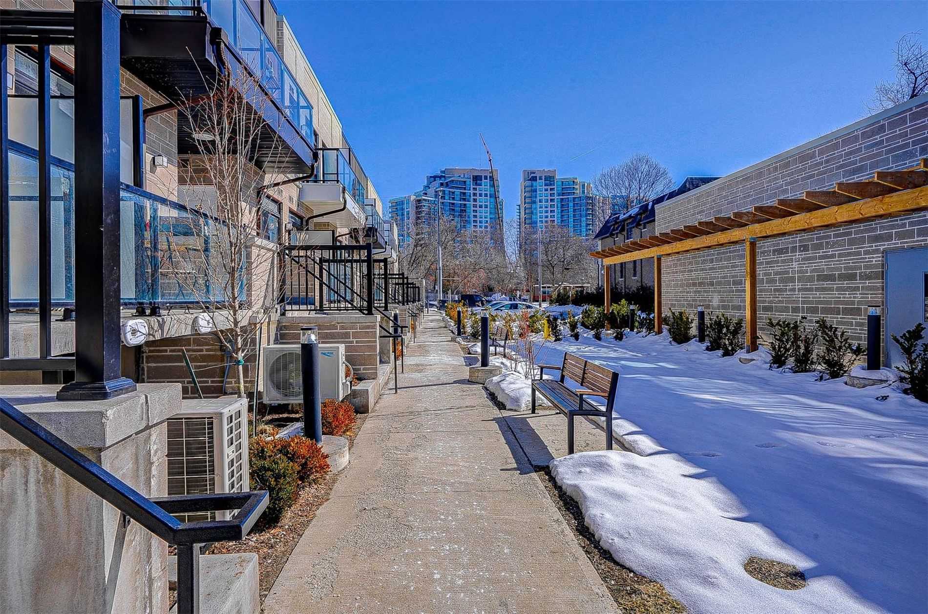 57 Finch Ave W, #41