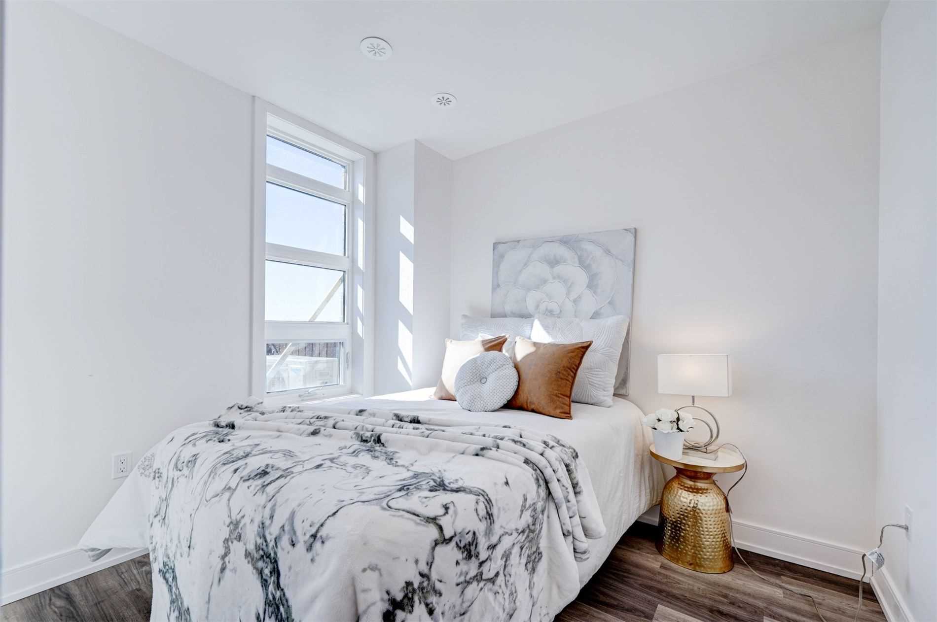 57 Finch Ave W, #41