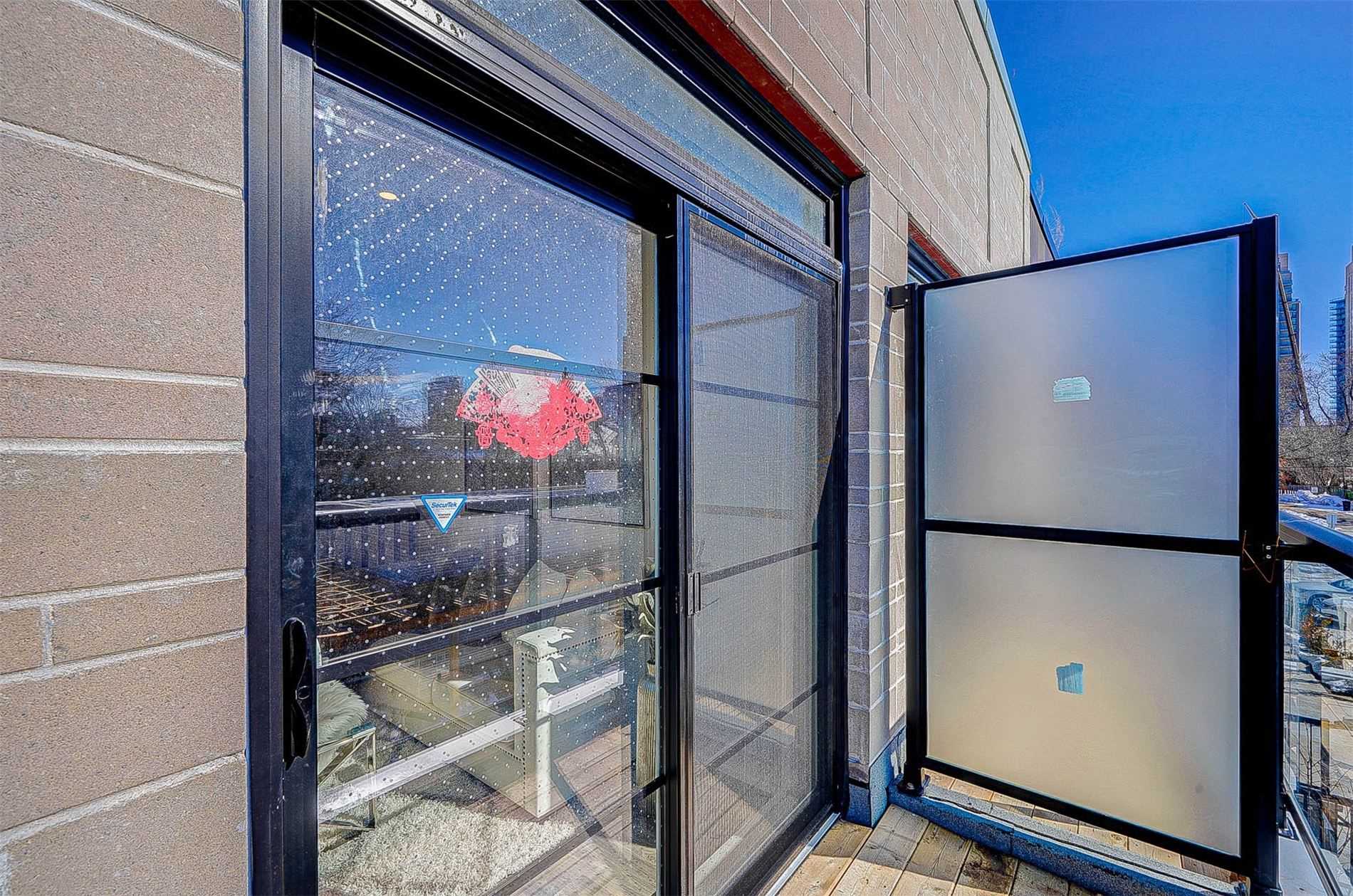 57 Finch Ave W, #41