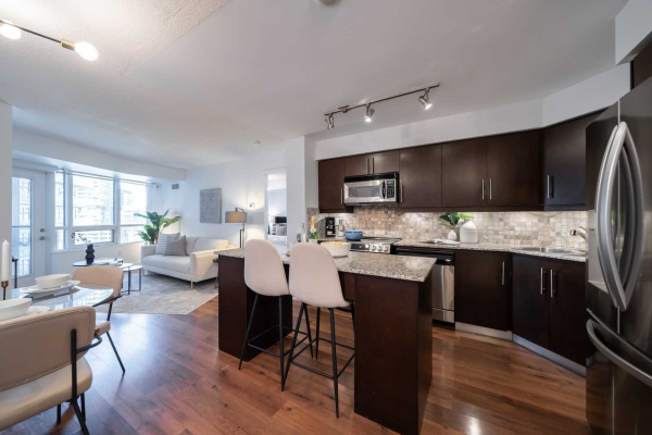 20 Blue Jays Way, Toronto