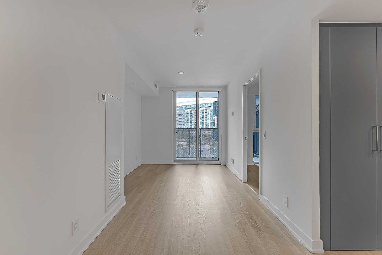 30 Tretti Way, #207