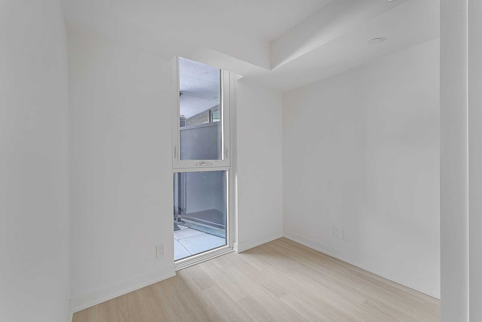 30 Tretti Way, #207