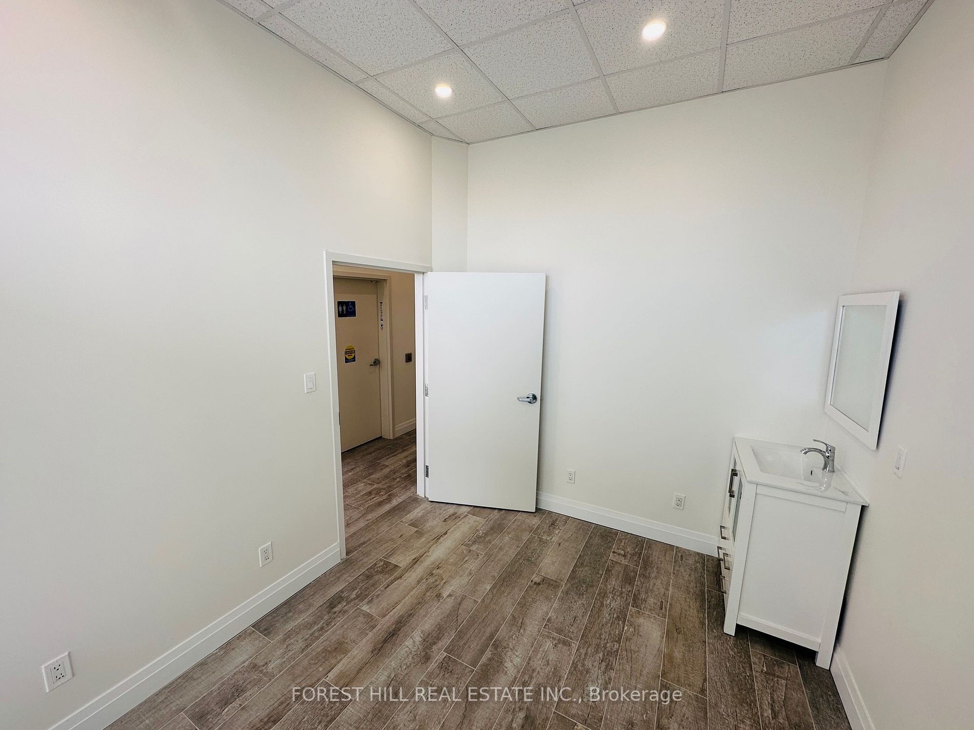 701 Sheppard Ave W, #125