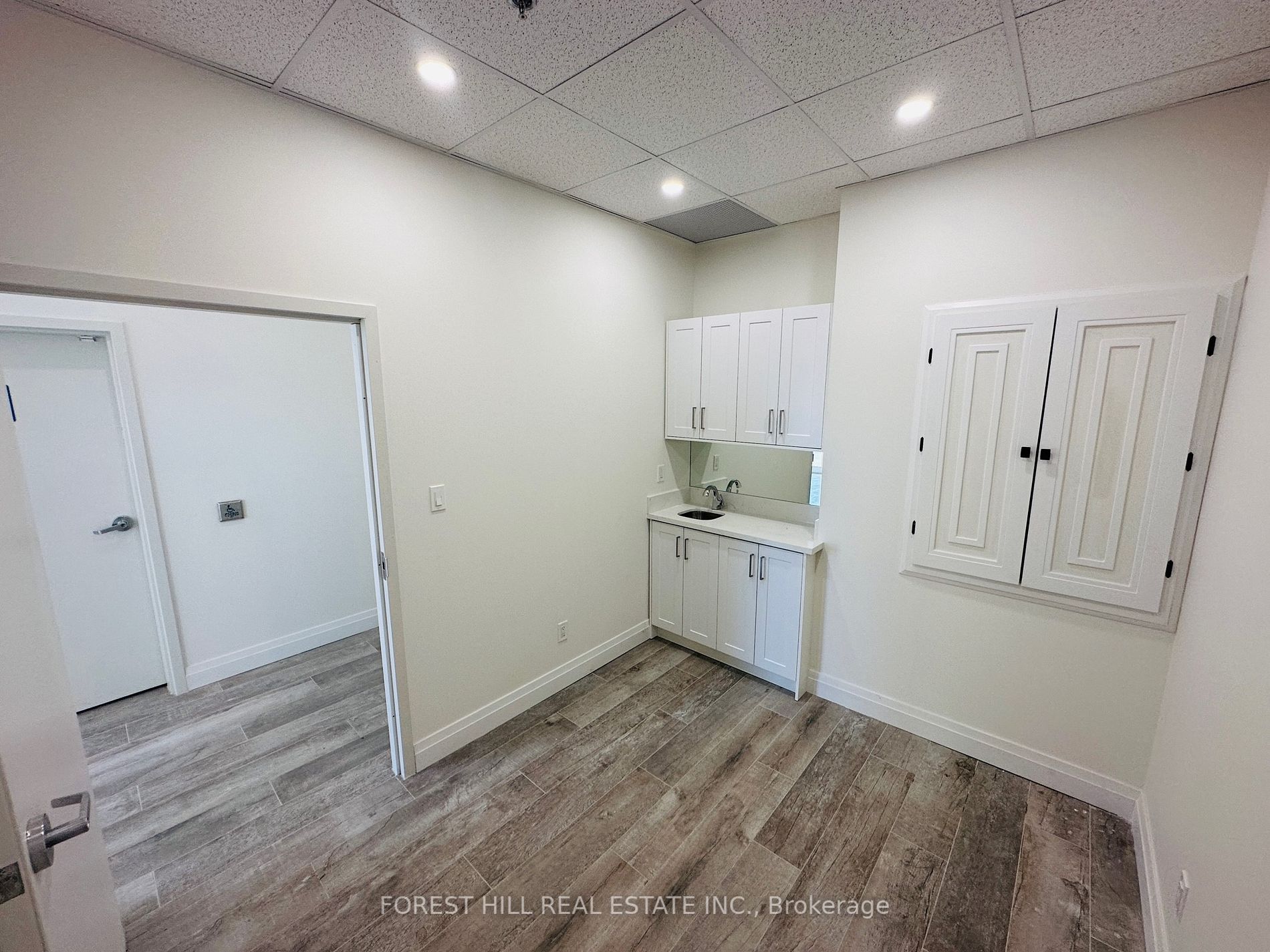 701 Sheppard Ave W, #125