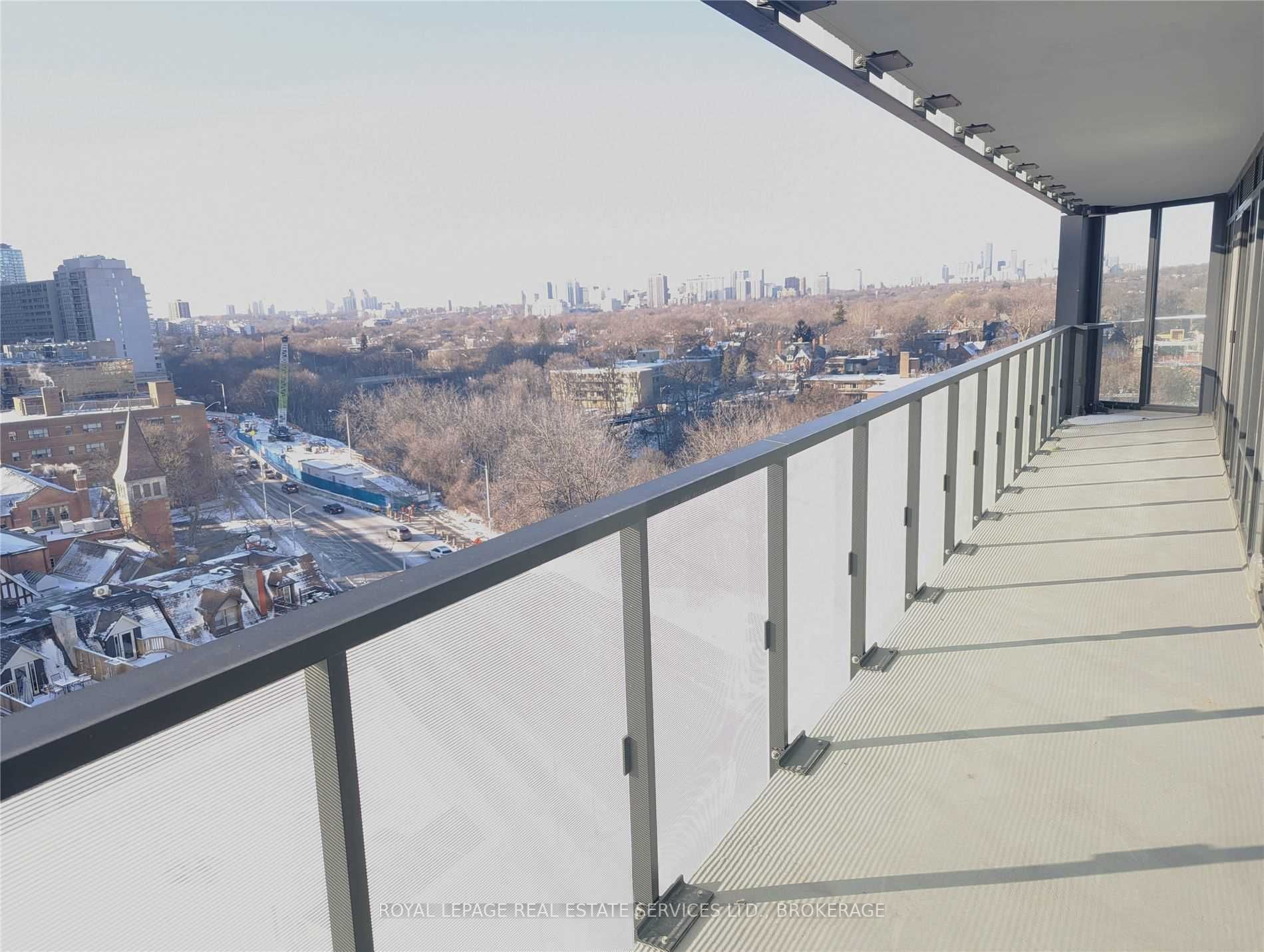 Listing C5972785 - Large Photo # 1