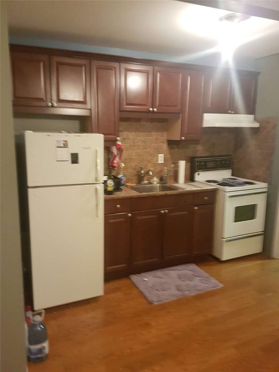 Listing C5973305 - Large Photo # 13