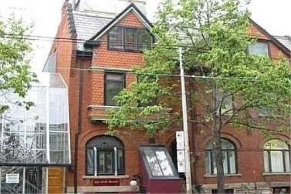 268 Adelaide St W, Toronto