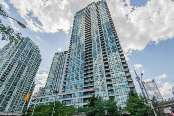 16 Yonge St, Toronto