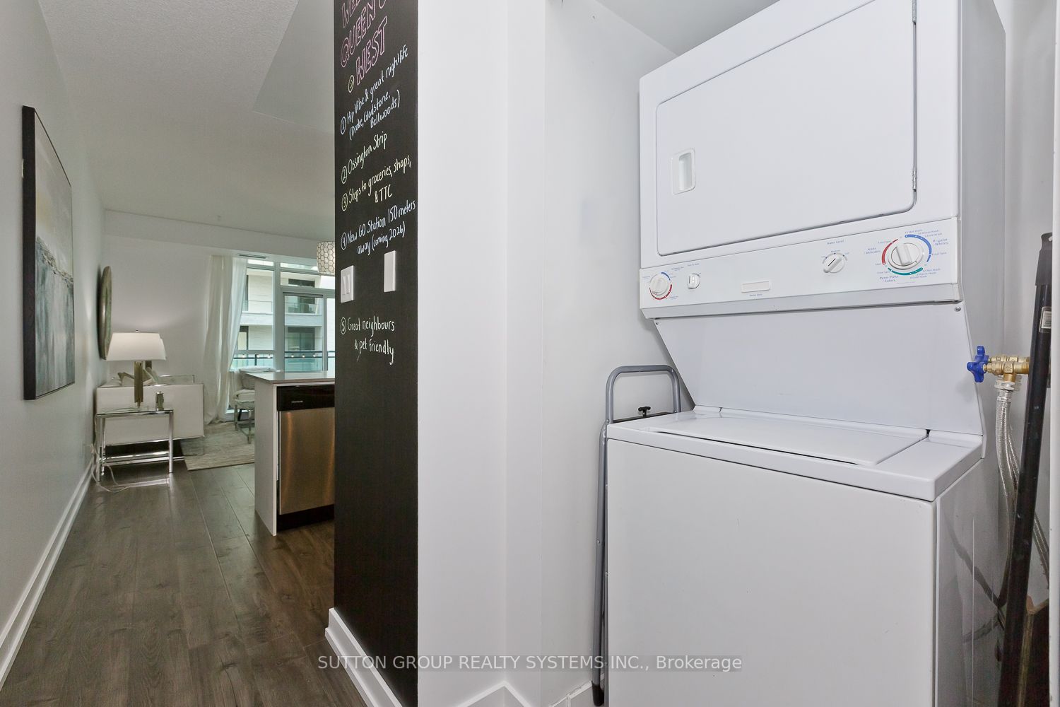 1171 Queen St W, #702