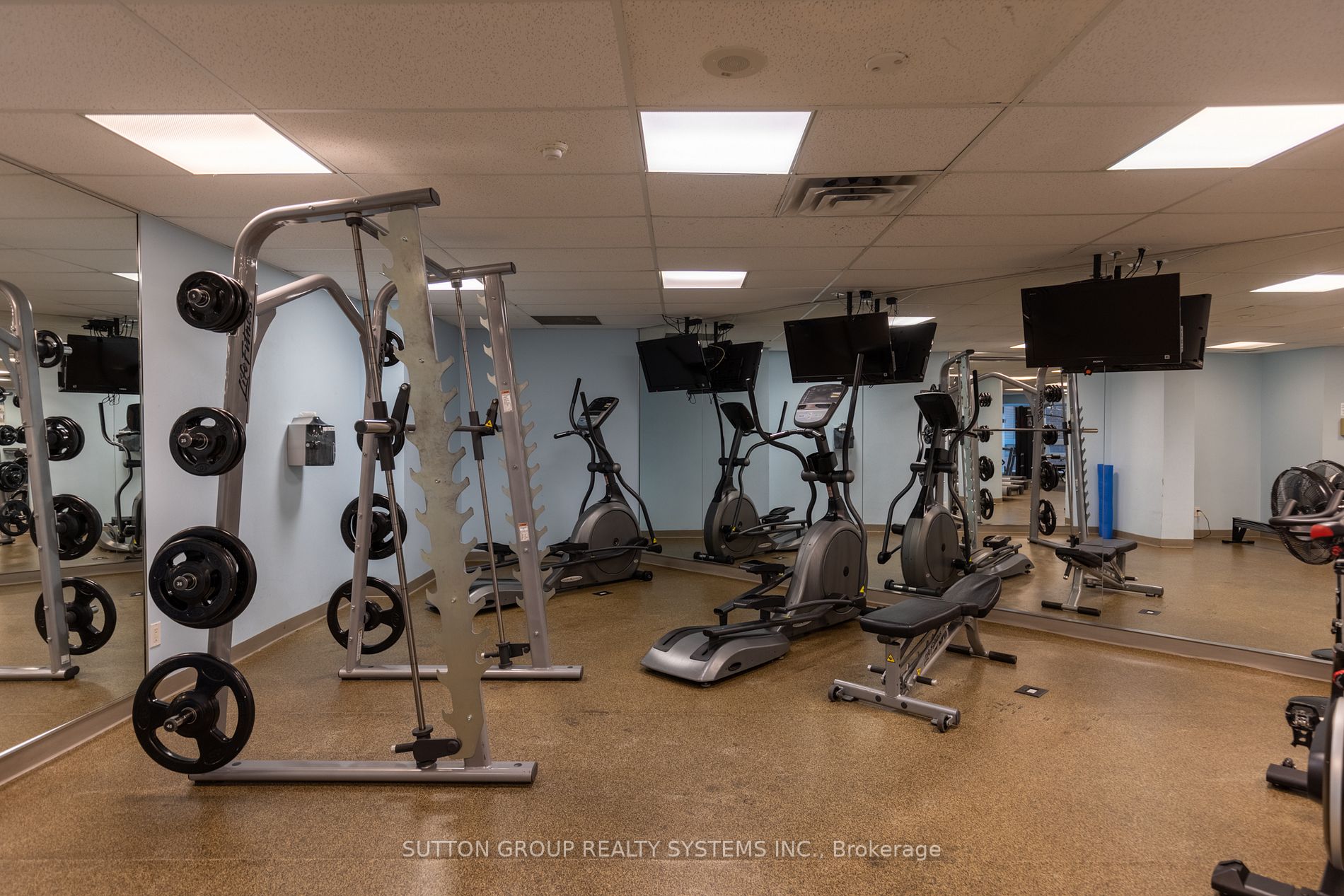 1171 Queen St W, #702
