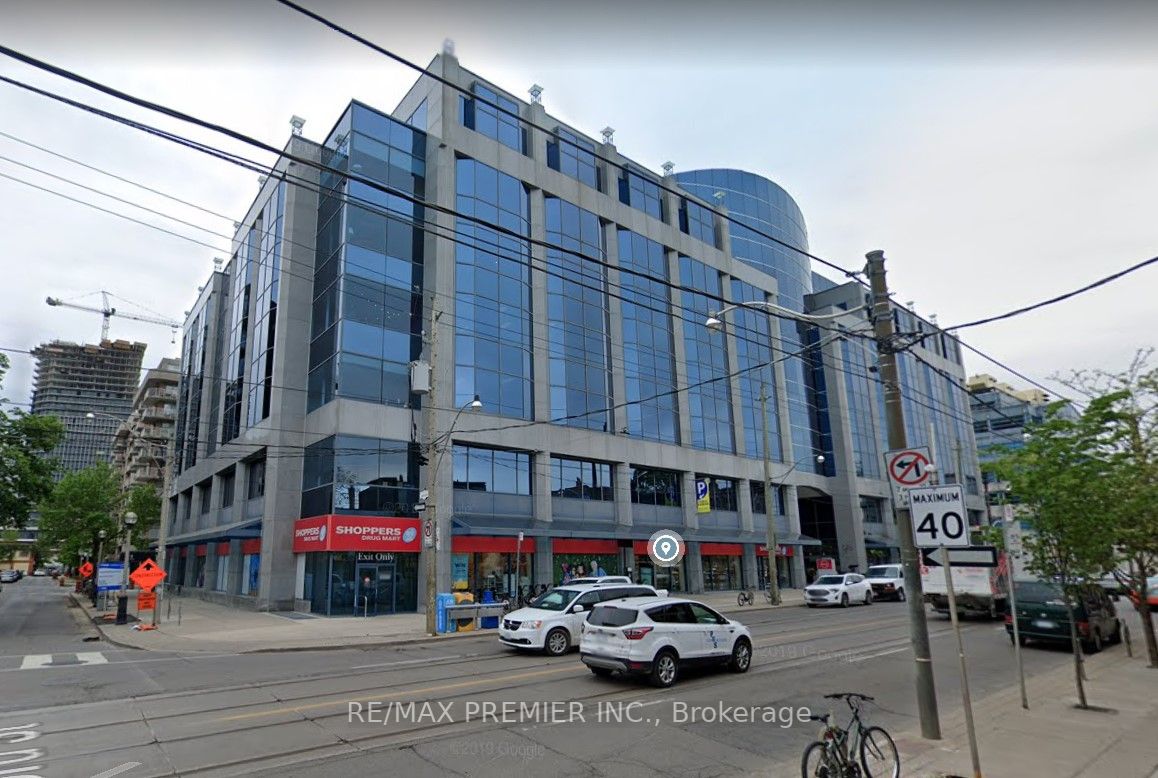 910 King St W, #400-36