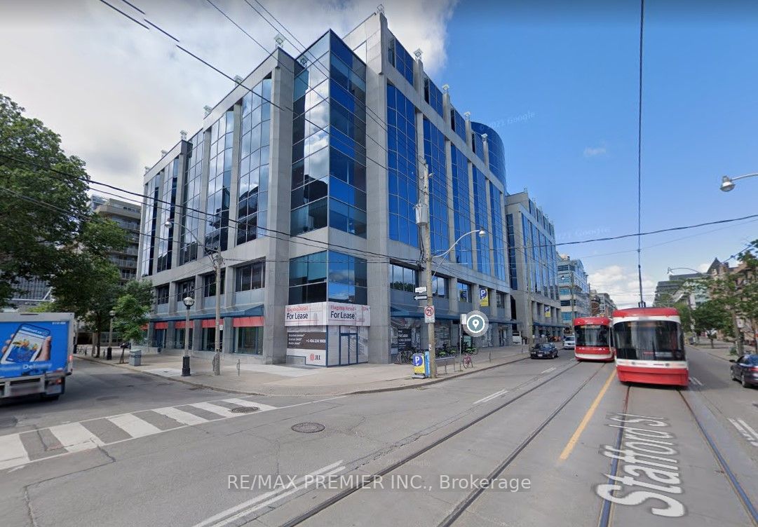 910 King St W, #400-36
