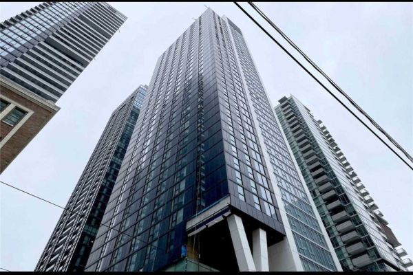 357 King St W, Toronto