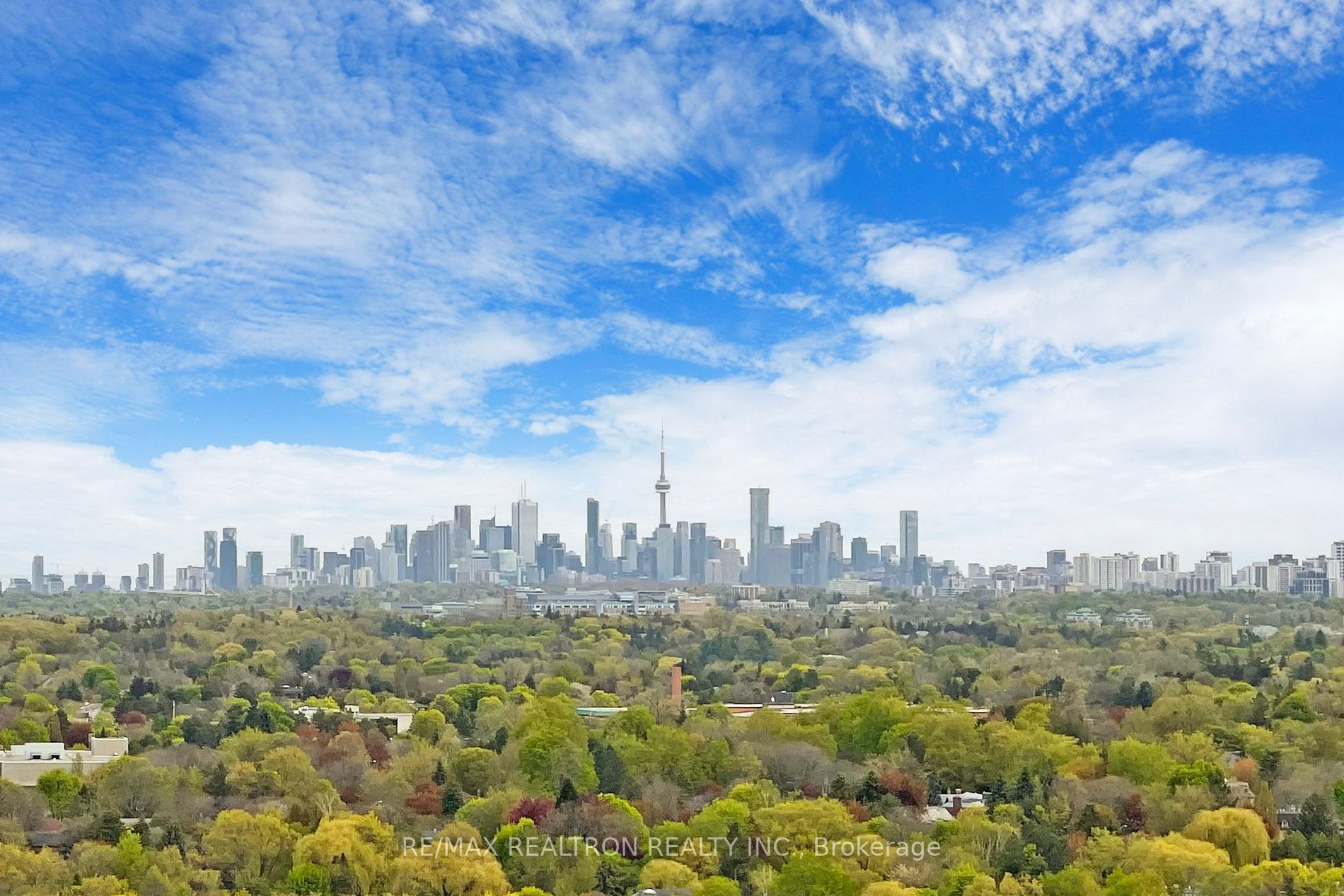 115 Mcmahon Drive, #2711