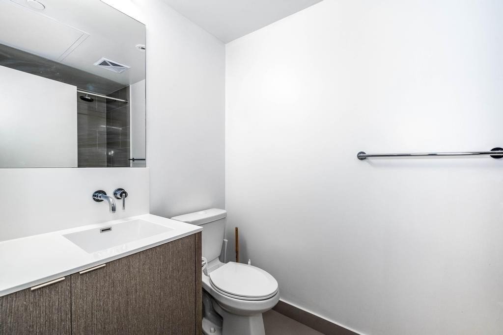 Listing C5974471 - Large Photo # 12