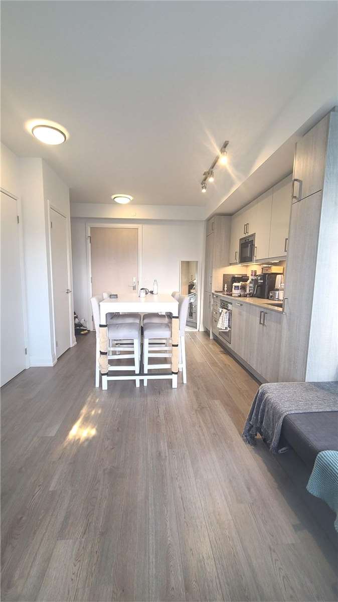 77 Mutual St, #3407