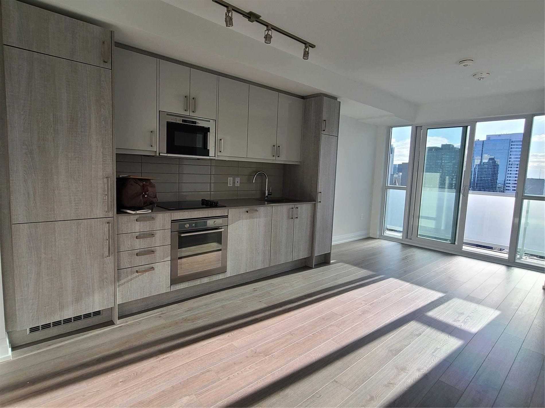 77 Mutual St, #3407