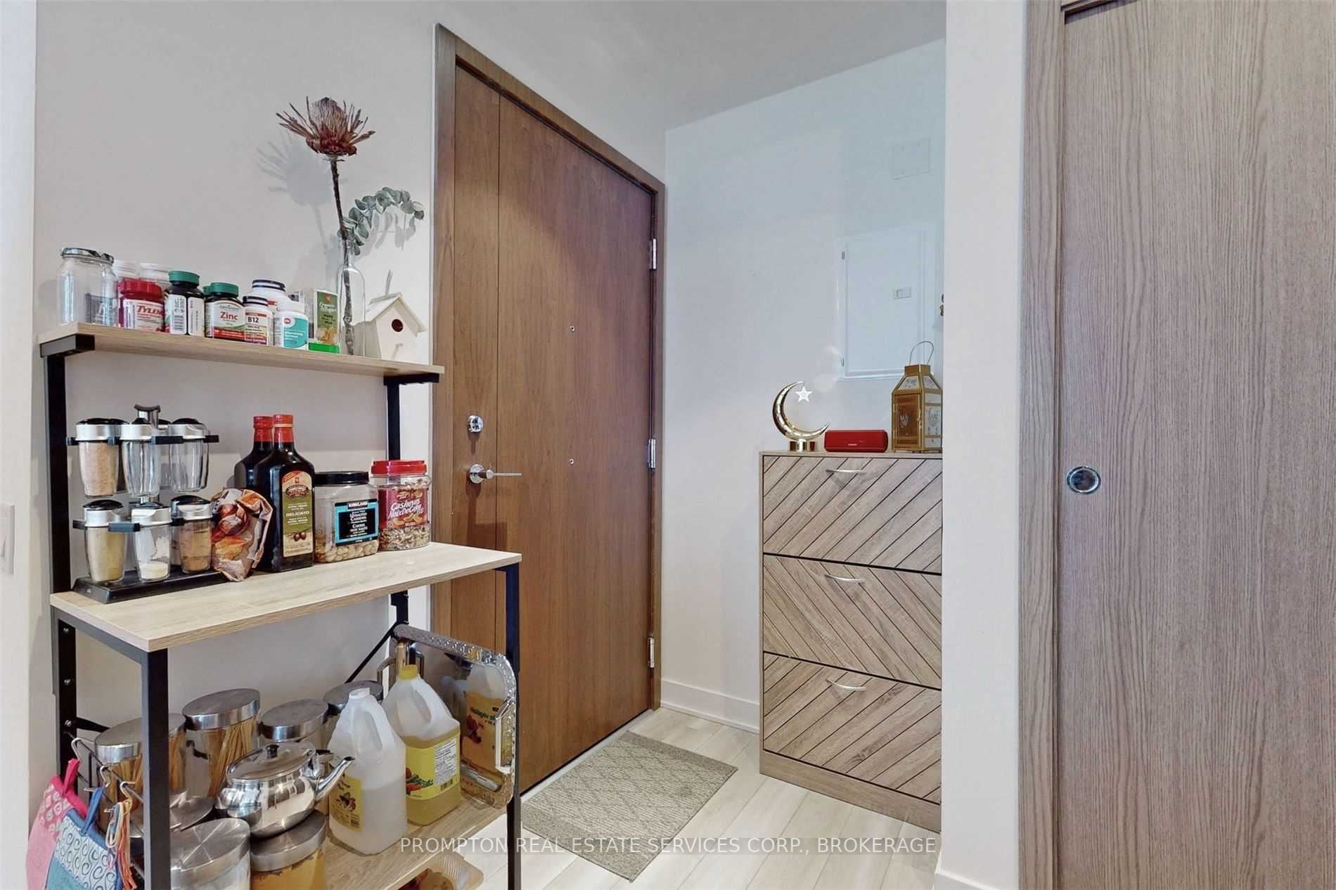 Listing C5975263 - Large Photo # 16