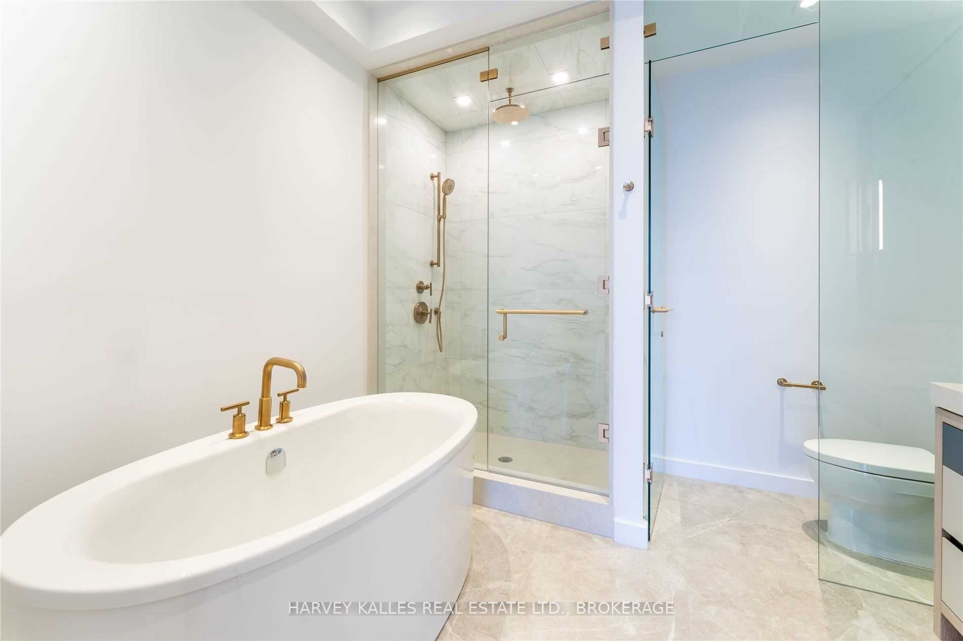 215 Lonsdale Road, #1707