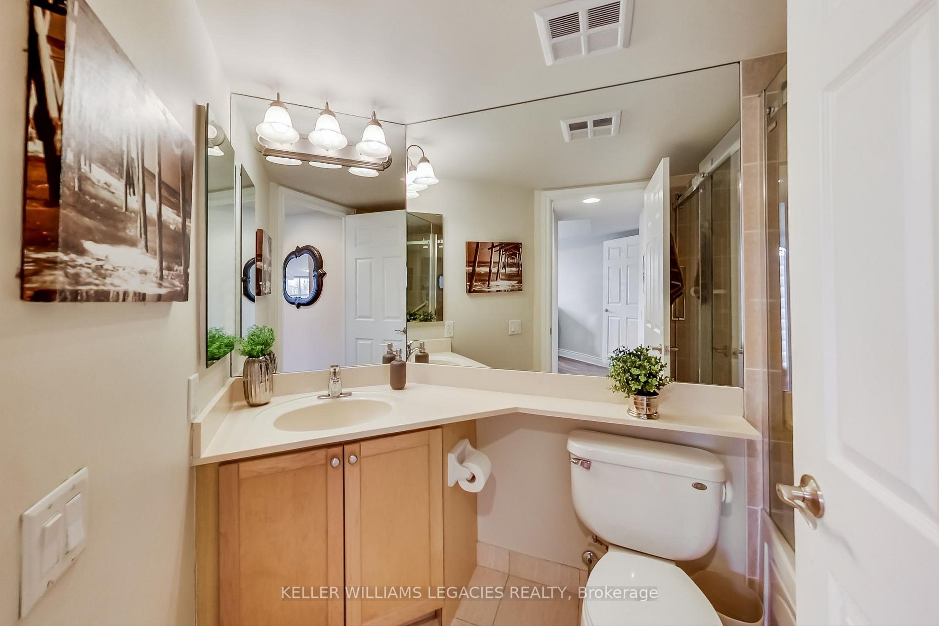 80 Harrison Garden Blvd N, #215
