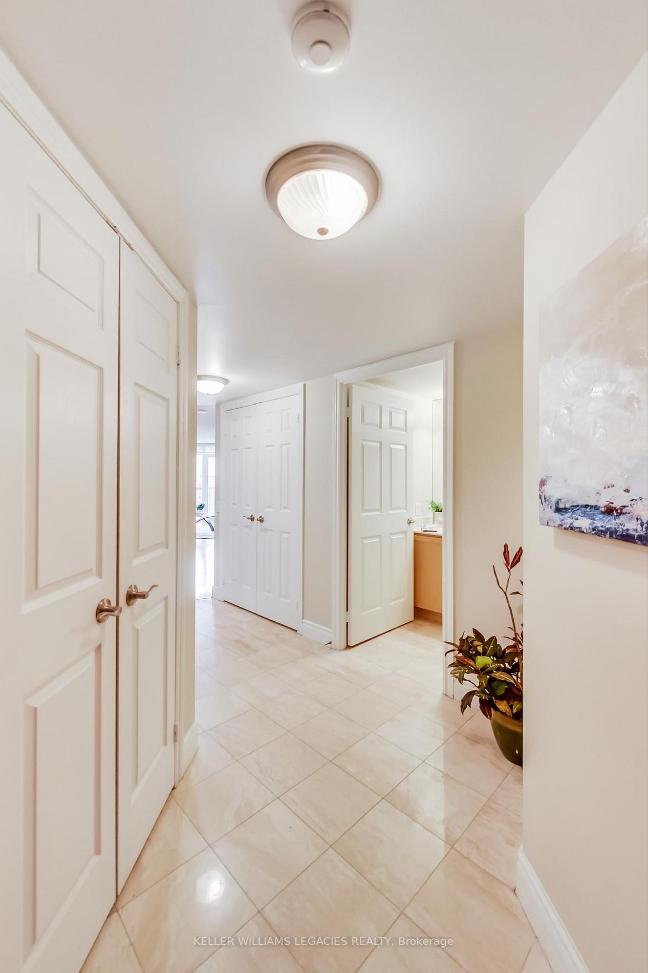 80 Harrison Garden Blvd N, #215