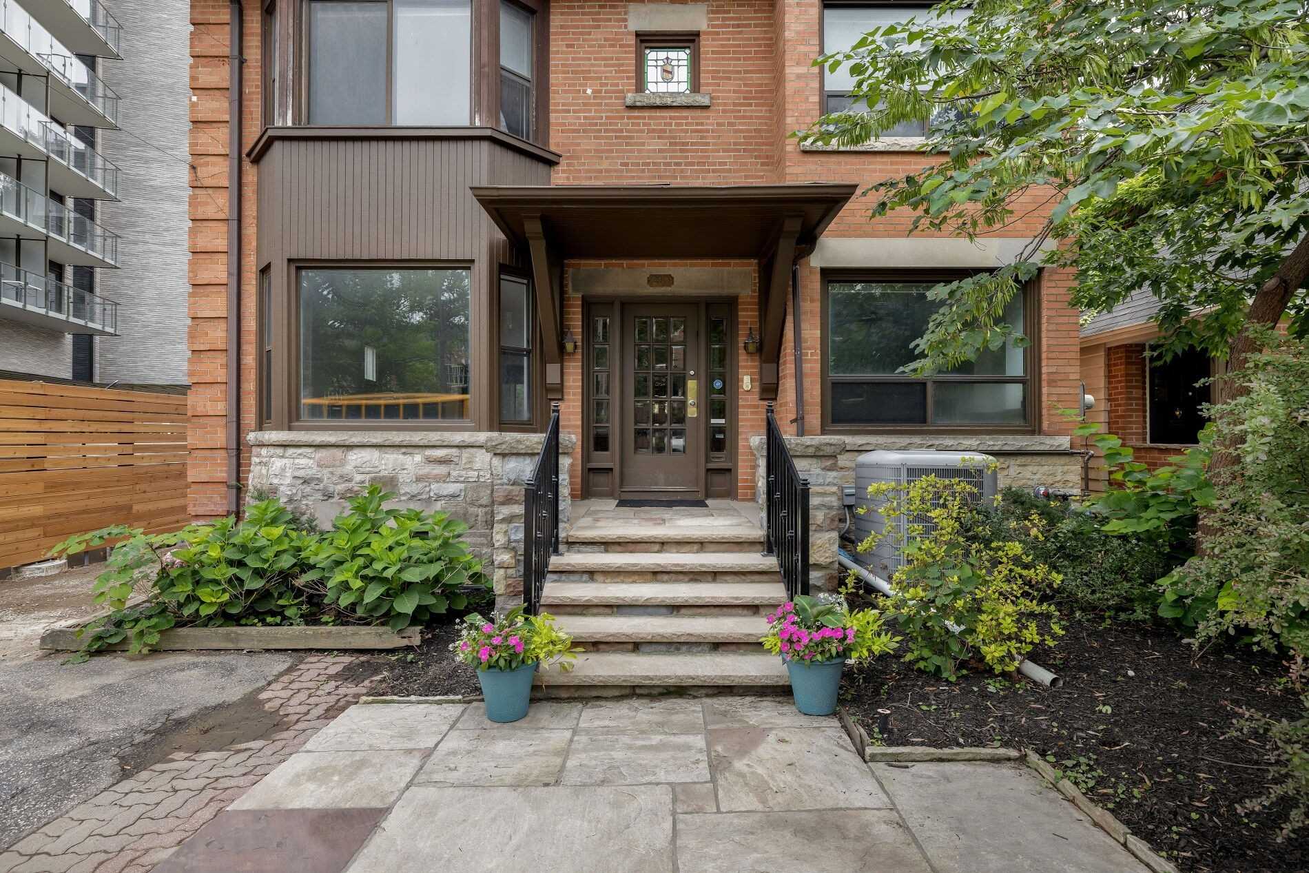 219 Lonsdale Rd